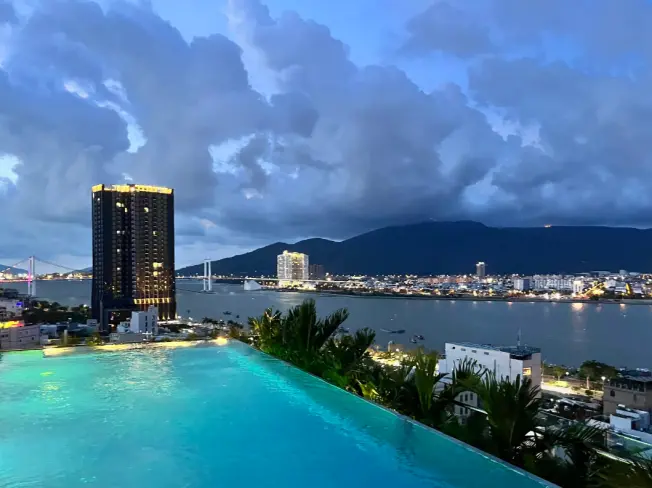 다낭 Gypsy Rooftop Restaurant & Bar