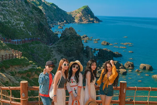 꾸이년 여행 가이드 2026 : 숙소·맛집·교통·코스 총정리