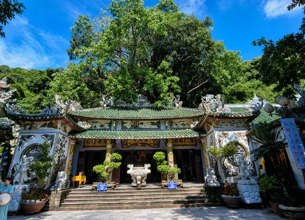 다낭-오행산-영흥사-정면에서