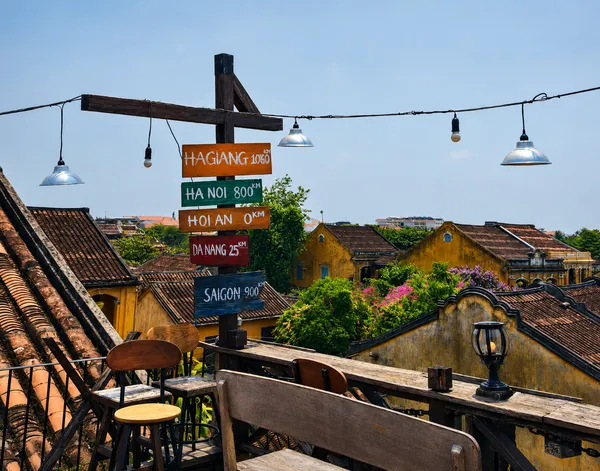 Mê-Hội-An-Rooftop-Coffee